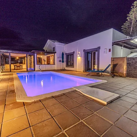 Casa Carla * 普拉亚布兰卡